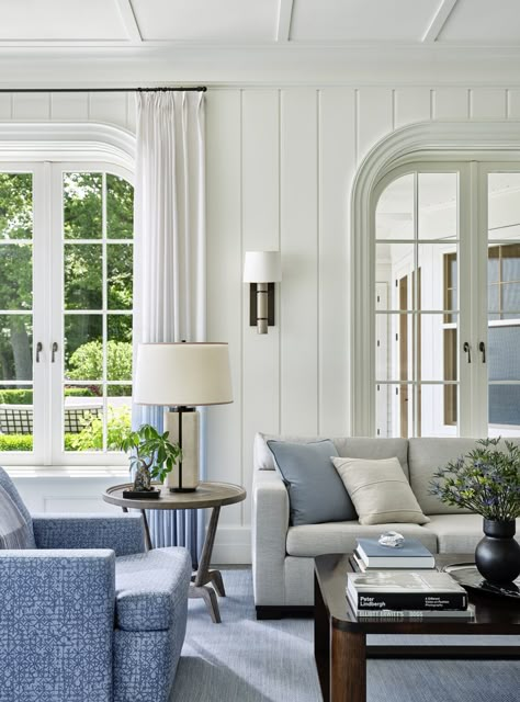 Victoria Hagan - Chicago Victoria Hagan Interiors, Home Furniture Bedroom, Victoria Hagan, Interior Design Instagram, Blue Interiors, Shiplap Walls, Photography Interior, Coastal Interiors, Blue Interior