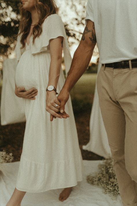 Maternity Styled Shoot, Maternity Photography Unique Creative, Maternity Photography Modest, Maternity Photo Shoot With Flowers, Maternity Photos Nursery, Unique Maternity Poses, Maternity White Sheet Photoshoot, Cottage Maternity Shoot, Maternity Photography Picnic