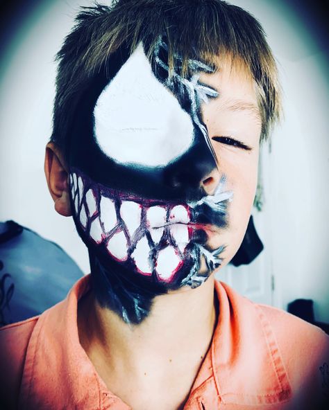 Halloween Makeup Children, Venom Halloween Makeup, Venom, Halloween Makeup, Halloween Face, Halloween Party, Face Makeup, Halloween Face Makeup, Holidays