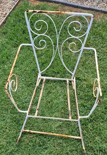 Wrought Iron Design Ideas, Wrought Iron Chairs Makeover, Iron Garden Furniture, Vintage Metal Chairs Makeover, Metal Patio Furniture Makeover, Vintage Metal Outdoor Furniture, How To Repair Outdoor Chairs, Restore Metal Patio Furniture, Repaint Patio Furniture Metals