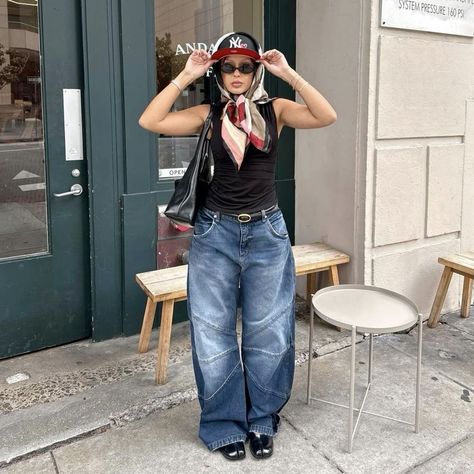 Cap And Scarf Outfit, 70 Degree Weather Outfit, Isabel Marant Style, La Outfit, Jeans And T Shirt Outfit, T Shirt Outfit, Scarf Outfit, Muslimah Fashion Outfits, Muslimah Fashion