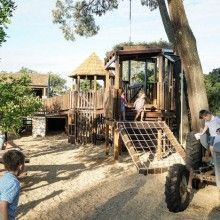 Victoria Park Golf Complex, Herston Backyard Climbing, Playset Ideas, Kids Garden Play, Climbing Structure, Treehouse Ideas, Garden Playhouse, Outdoor Play Areas, Beautiful Home Gardens, Hay Feeder