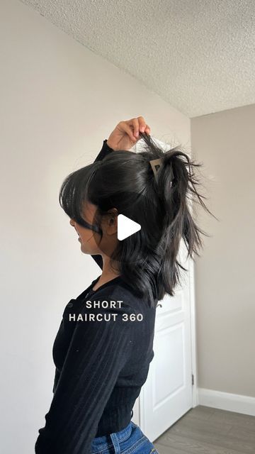 Jen | Hair Tutorials & Hair Tips on Instagram: "Short haircut with layers, save as inspo for the next time you get a cut 👀💇‍♀️ 

Hair cut details ⤵️
𝗙𝗿𝗼𝗻𝘁: soft face framing layers 
𝗕𝗮𝗰𝗸: straight across cut with long layers
𝗟𝗲𝗻𝗴𝘁𝗵: shoulder length

Natural hair texture: straight / slight wave
Hair Density: thick
.
.
Drop a ❤️ if you’re considering a shorter haircut. If you’re looking for more haircut inspo check out my free haircut guide at the link in my bio.
.
.
#faceframinglayers #shorthaircut #haircutinspo #haircutideas #shorthair" Short Straight Haircuts For Thick Hair, Front Layers Haircut Short Hair, Long Face Hairstyles Short, Front Layers Medium Hair Face Framing Shoulder Length, Shorter Hair With Layers, How To Cut Front Layers, Straight Cut Hair Medium, Shoulder Haircut With Layers, Haircut Front Layers Face Framing