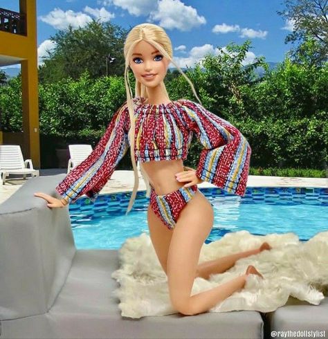 Barbies Pics, Barbie Summer, Barbie Doll Set, Barbie Fashionista Dolls, Bratz Inspired Outfits, Barbie Family, Barbie Dress Fashion, Barbie Model, Doll Clothes Barbie