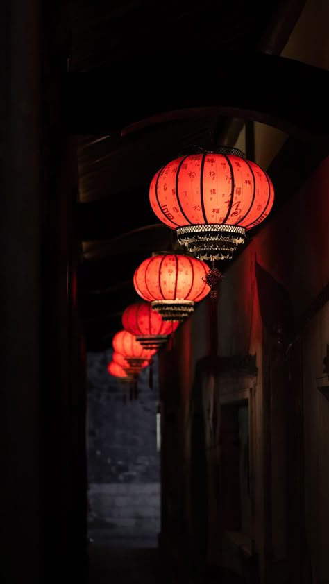 Chinese Wallpaper, Chinese Aesthetic, Brick Wall Background, Ancient Buildings, Red Lantern, Japan Aesthetic, Aesthetic Japan, Chinese Lanterns, Wall Background