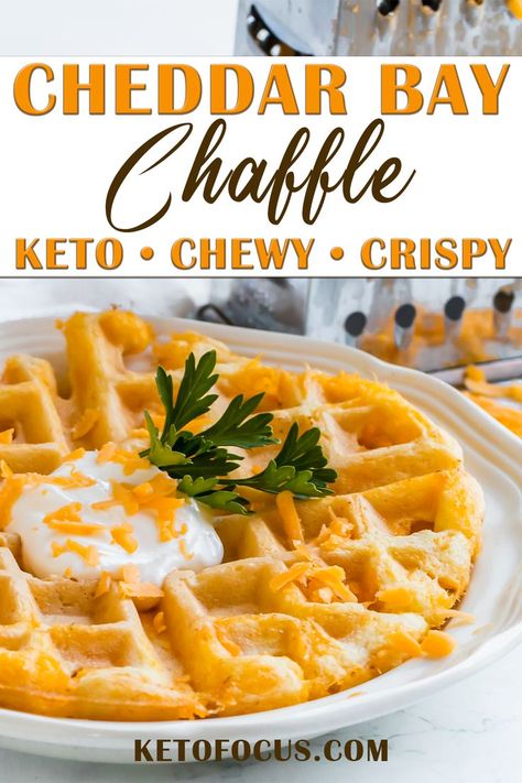 Biscuit Chaffle, Biscuits Fluffy, Chaffles Recipe, Cheddar Biscuit, Lobster Restaurant, Keto Chaffle, Chaffle Recipe, Waffle Maker Recipes, Keto Easy