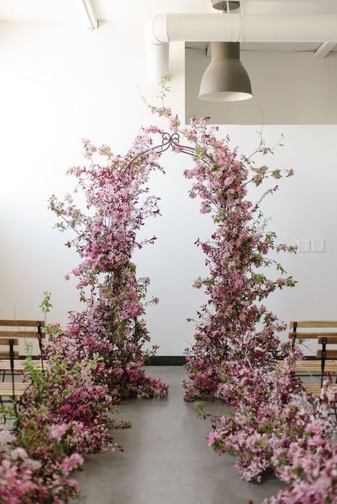 Pink Flower Arch Wedding, Arch Designs, Wedding Chalkboard Signs, Flower Wall Wedding, Floral Wedding Decorations, Flower Installation, Blue Hill, Wedding Arches, Floral Installations