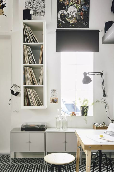 Ikea Vinyl Storage, Ikea Kallax Shelving, Compact Apartment, Small Apartment Furniture, Open Shelving Units, Compact Furniture, Wall Shelving Units, Studio Wall, Multipurpose Furniture