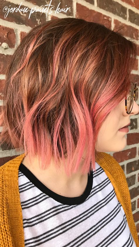 Lady Bird Hair, Rose Gold Bob, Rose Gold Hair Brunette, Fantasy Hair Color, Painting Hair, Hair Today Gone Tomorrow, Hair Colouring, Balayage Bob, Chin Length Bob