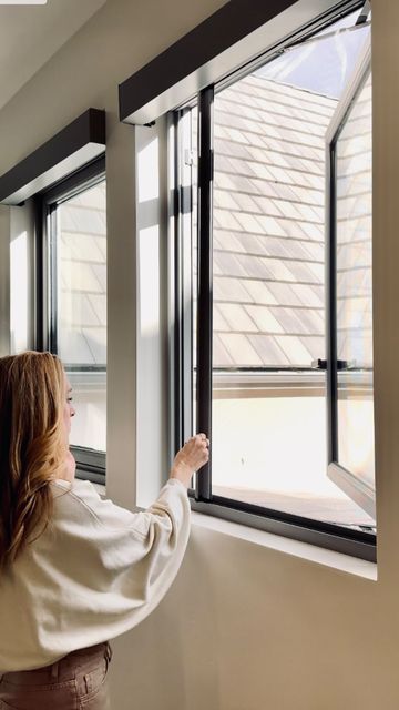 House West Design on Instagram: "Integrated screens on these casement windows 🙌 @rlwymandesigncreate @housewestdesign Windows provided by @soniqwindowsanddoors - 509-499-9800 #alturaproject #housewestdesign #windowdesign #windowscreens #utahdesigner #utahbuilderscommunity #utahbuilders" Casement Windows With Screens, Large Casement Windows, Windows With Screens, Phase 4, Casement Windows, Window Screens, Window Design, Love Design, Screen