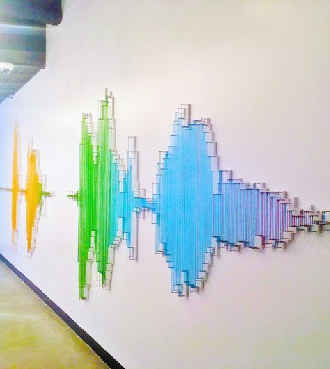 Sound waves generated by an Okta tag line translate into a string art installation. Okta, San Francisco. Sound Wave Installation, Sound Waves Aesthetic, Sound Waves Art, Sound Art Installation, Music Installation, Cyclone Art, String Installation, Paper Art Tutorial, Interactive Technology