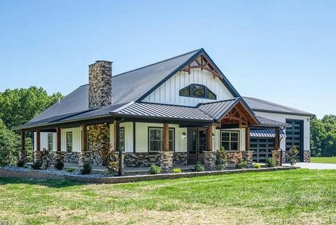 Barndominium Homes, Creating Aesthetic, Barn Homes Floor Plans, Barn House Design, Barn Style House Plans, Barndominium Floor Plans, Farmhouse Style House Plans, Barn Style House, Metal Building Homes