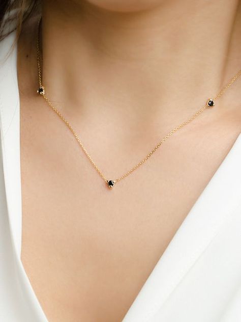 30 Simple Yet Chic Necklaces You Should Have  #Accessories Mangalsutra Chain, Black Beads Mangalsutra, Black Beads Mangalsutra Design, Gold Mangalsutra Designs, Zircon Necklace, Gold Mangalsutra, Black Beaded Jewelry, Gold Jewelry Simple, Gold Earrings Designs