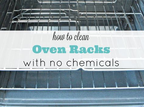 How to Naturally Clean Your Oven - Mom 4 Real Clean Oven Racks, How To Clean Oven, How To Clean Clams, Homemade Oven Cleaner, Clean Your Oven, Cleaning Oven, Cleaning Oven Racks, Self Cleaning Ovens, Baking Soda Vinegar