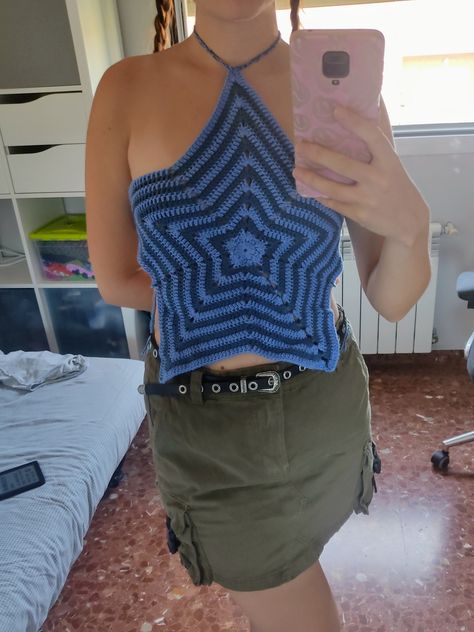 Crochet Star Top, Crochet Vibes, Abstract Crochet, Crochet Hobby, Crochet Shirts, Ideas Para Tejer, Crochet D, Knit Clothing, Crochet Star