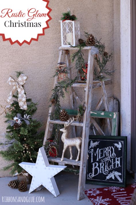 Rustic Glam Christmas, Pretty Christmas Decorations, Old Ladder, Glam Christmas, Christmas Front Porch, Christmas Porch Decor, Christmas Tree Painting, Wooden Ladder, Christmas Decorations Diy Outdoor