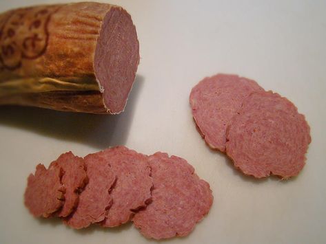 Jersey Pork Roll (Taylors Ham) with Pics | Smoking Meat Forums - The Best Barbecue Discussion Forum On Earth! Taylor Pork Roll, Meat Preservation, Taylor Ham, Pork Roll, Sausage Making, Gardening Vegetables, How To Make Sausage, Ham Recipes, Container Gardening Vegetables