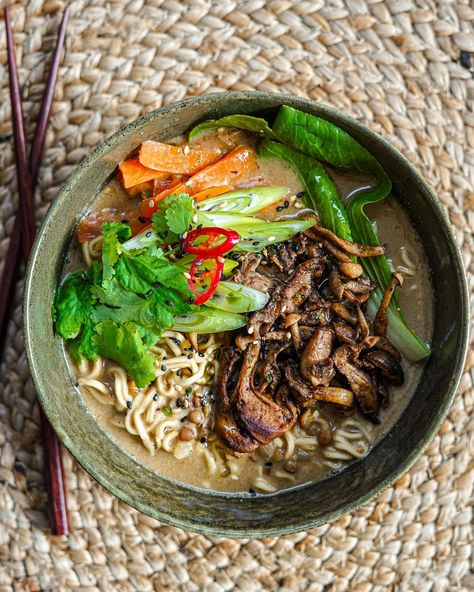 Tahini Noodles, Rachel Ama, Miso Noodle Soup, Lemongrass Soup, Veg Stock, Chinese Five Spice, Asian Noodle Recipes, Miso Paste, Brown Lentils