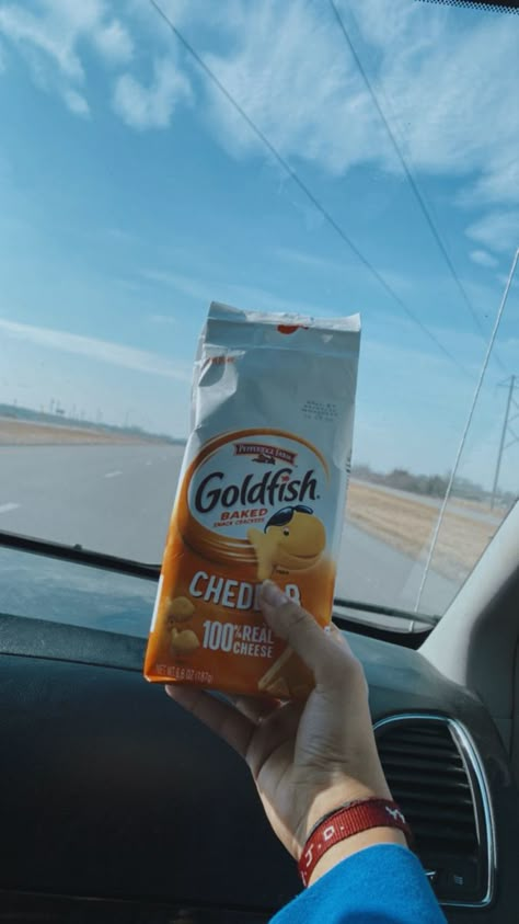 aesthetic, goldfish, road-trip, girl fun, summer , car rides Goldfish Aesthetic Food, Gold Fish Aesthetic, Goldfish Aesthetic, Goldfish Snack, Goldfish Food, Burr Basket, Sleepover Snacks, Fish Snacks, Game Aesthetic