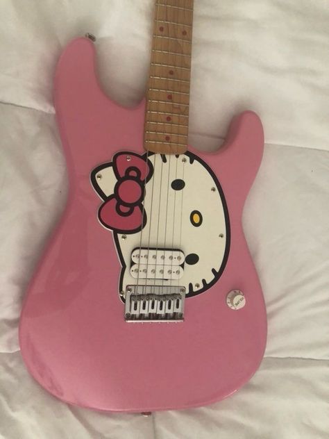 Hello Kitty Guitar, Hello Kitty Outfit, Pink Guitar, Hello Kitty Merchandise, Hello Kitty House, Charmmy Kitty, 일본 패션, Kitty Clothes, Custom Pickguard