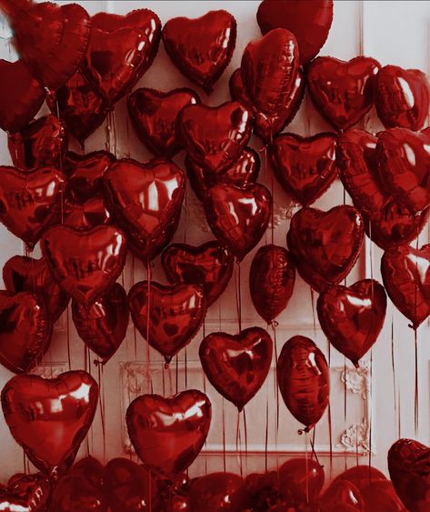 Valentines Day Aesthetic Grunge, Valentine’s Day Aesthetic Widget, Vintage Hearts Aesthetic, Deep Red Valentines Aesthetic, Heart Bday Party, Valentines Aethstetic, Red Galentines Party Decor, Ruby Party Decorations, Valentines Day Pics Aesthetic