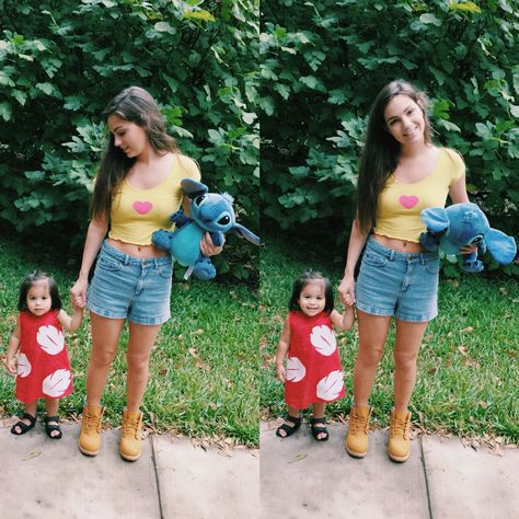 Pinterest: Brunettetwin Instagram:jennykwhite Mother Daughter Halloween Costumes, Mother Daughter Costumes, Stitch Halloween Costume, Family Themed Halloween Costumes, Themed Halloween Costumes, Lilo Und Stitch, Girl Halloween Costumes, Family Halloween Costume