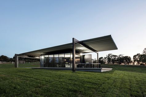 Gallery of Montoro Wines Cellar Door / Source Architects - 21 Containers House, Park Amenities, Wineries Architecture, Alpine Modern, Breaking Stereotypes, Wine Cellar Door, Winery Tasting Room, Spain Design, Mexico Design