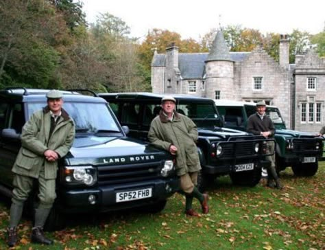 For England Irish Photoshoot, Barbour Aesthetic, Pheasant Shooting, Sloane Ranger, British Country Style, Countryside Fashion, British Country, Range Rover Classic, Land Rover Freelander