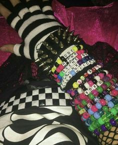 Emo Party, Pulseras Kandi, 2000s Scene, Emo 2000s, Scene Punk, Scene Goth, Diy Kandi, Kandi Kid, Scene Core