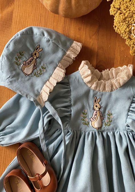 Cottagecore Baby, Classic Baby Clothes, Vintage Kids Clothes, Cottagecore Outfits, Twin Outfits, Vintage Baby Girl, Future Clothes, Bear Outfits, Vestidos Vintage