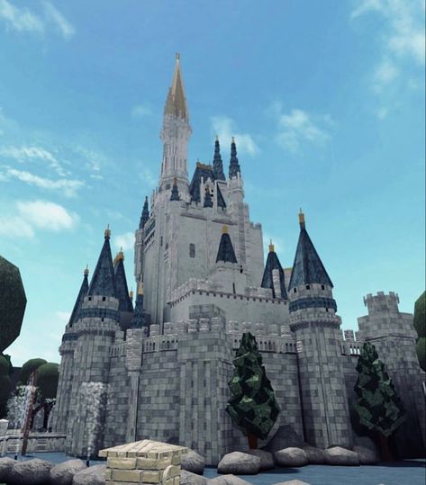 Castles Bloxburg, Bloxburg City Layout, Bloxburg Suburban, Bloxburg Castle, Walt Disney Castle, Bloxburg Designs, Bloxburg Rooms, Bloxburg City, Castle Layout