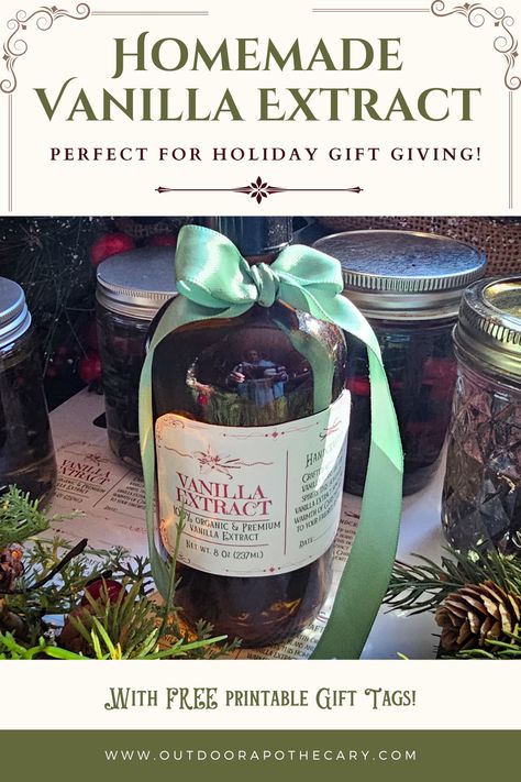 Discover the joy of making homemade vanilla extract with this easy, organic recipe. This DIY vanilla extract is ideal for holiday gifts or personal use, giving a rich and authentic vanilla flavor to all your recipes. Download free printable labels to add a personal touch to each bottle! #HomemadeVanilla #DIYGifts #VanillaExtractRecipe Best Homemade Vanilla Extract, Homemade Vanilla Extract For Gifts, Free Vanilla Extract Labels, Vanilla Extract Labels Printable, Make Your Own Vanilla Extract, Homemade Vanilla Extract Labels Free Printable, Homemade Vanilla Extract Recipe, Homemade Vanilla Gift, Homemade Vanilla Labels