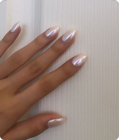 #chromenails #nails #acrylic #aesthetic #hands #white #pearl #minimalist #teen Shiny White Nails Acrylic, Minimalist Round Nails, Wedding Pearl Aesthetic, Simple Pearl Nails, Nails Acrylic Pearl, Almond Pearl Nails, Nail Inspo Pearl, Pearl Nails Acrylic, Cute But Simple Nails