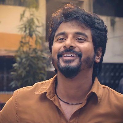 Remo sk Remo Sivakarthikeyan, Siva Karthikeyan, Sivakarthikeyan Wallpapers, South Movie, Famous Indian Actors, Kids Party Planner, Actors Illustration, Actor Quotes, Movie Love Quotes