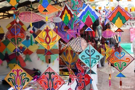 Kites for Decoration, Dilli Haat Kite Decoration, Pohela Boishakh, Kite Shop, Stall Decorations, Vasant Panchami, Basant Panchami, Bright Sunny Day, Summer Art Projects, Cultural Crafts