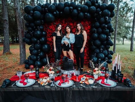 Goth Birthday Decor, Gothic 21st Birthday, Gothic Romance Party, Vampire Party Decorations, Spooky Sweet 16, Spooky Picnic, Red And Black Gothic Party Decor, Goth Cakes, Vampire Party