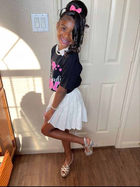 Birthday Outfits For 11-12, Birthday Outfits 12 Yr, Birthday Outfit 11-12, Black 10 Year Girl, 12 Birthday Outfit Ideas, Birthday Outfit 12 Year, Kids Quick Weave, Cute Natural Hairstyles For Black Kids, Cute Black Girls 11-12