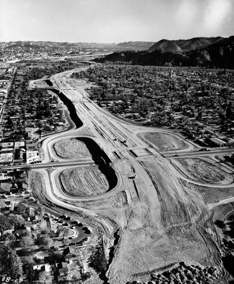 Los Angeles History in Photos East Los Angeles, California History, Los Angeles City, San Fernando Valley, Vintage Los Angeles, Vintage California, City Of Angels, Los Angeles Area, History Photos