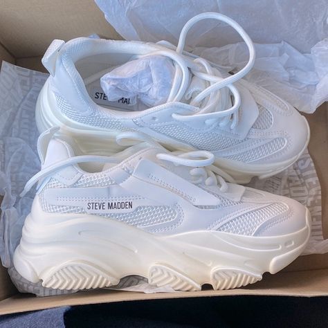 Brand New Steve Madden Women’s possession white sneakers Chunky Sneakers Steve Madden, Steve Madden Trainers, Steven Madden Shoes Sneakers Outfit, Steve Madden White Sneakers, Sneaker Wishlist, Steve Madden Sneakers Outfit, Steve Madden Tennis Shoes, Steven Madden Shoes, Steve Madden Possession