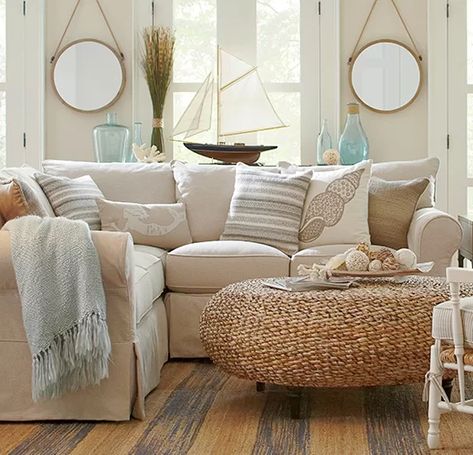 Beach Cottage Style Living Room, Beach Cottage Living Room, Cottage Style Living Room, Beach Cottage Design, Beige Beach, Cottage Living Room, Beach Living Room, Beach House Living Room, Casa Country