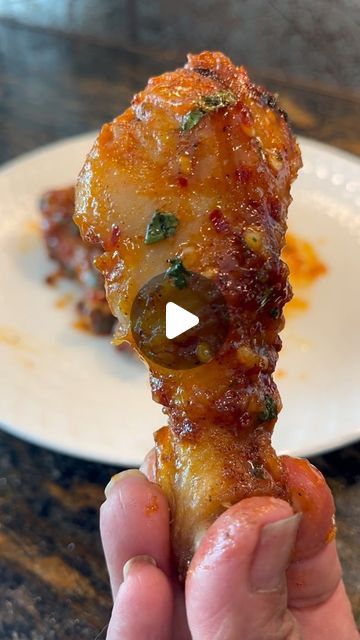 Garlic Butter Chicken Drumsticks, Chimichurri Wings, Chilli Garlic Butter Chicken Wings, Chili Oil Chicken Wings, Garlic Chilli Chicken Indian, Chicken Fry Recipes, Garlic Chilli Chicken Curry, Garlic Pepper Chicken, Garlic Butter Chicken Wings