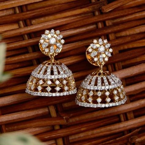 Diamond Jumkas, 22 Karat Gold Jewelry, Diamond Jhumkas, Diamond Earrings Design, Jewellery Diamond, Gold Diamond Studs, Diamond Necklace Designs, Indian Jewellery Design Earrings, Wedding Jewellery Collection