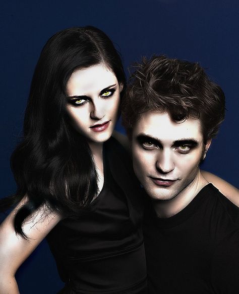 Edward And Bella, Kristen And Robert, Robert Pattinson Twilight, Bella Cullen, Water For Elephants, Robert Pattinson And Kristen, Twilight Photos, Edward Bella, Twilight New Moon