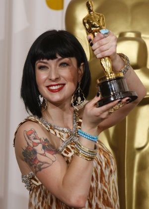 2007: Best Original Screenplay - Diablo Cody - "Juno" #SableFilms #Oscars Diablo Cody, Oscar Award, Oscar Winners, Academy Awards, Film Awards, Screenwriting, Award Winner, Juno, Motion Picture