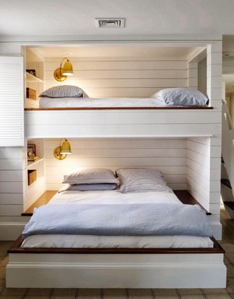 Hamptons Style Design Bunk Bed Safety, Bunk Bed Rooms, Ikea Interior, Murphy Bed Ikea, Modern Bunk Beds, Small Kids Room, Bunk Beds Built In, Bunk Rooms, Built In Bunks