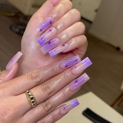 Light Purple Nail Nail Coffin Design, Light Purple Nail Ideas, Purple Coffin Nails, Acrylic Nails Coffin Ombre, Purple Nail Ideas, Light Purple Nails, Purple Acrylic Nails, Purple Nail Polish, Purple Nail Designs