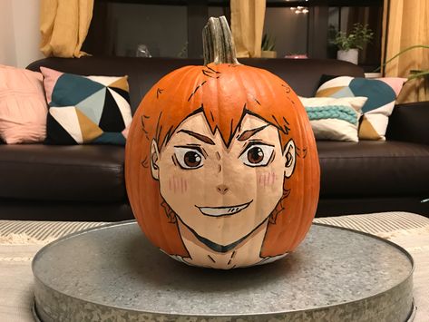 Haikyuu Pumpkin Carving, Anime Painted Pumpkins, Pumpkin Painting Anime, Pumpkin Painting Ideas Anime, Anime Pumpkin Painting, Anime Pumpkin Painting Ideas, Anime Pumpkins, Literary Pumpkins, Pumpkin Designs Painted