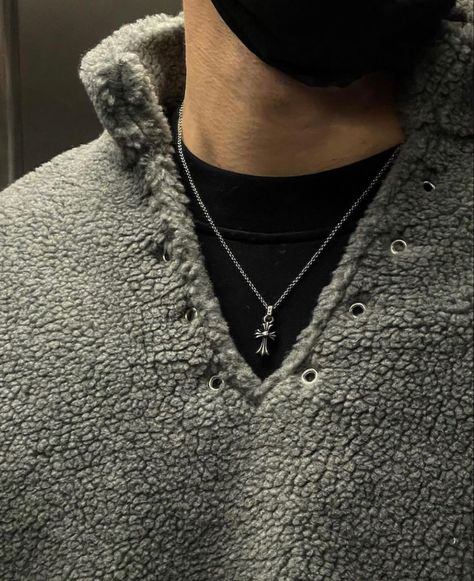 Chrome Hearts Necklace, Male Necklace, Mens Fasion, Mens Necklace Pendant, Tough Girl, Guys Clothing Styles, Hearts Necklace, Minimalist Chic, Mens Accessories Jewelry