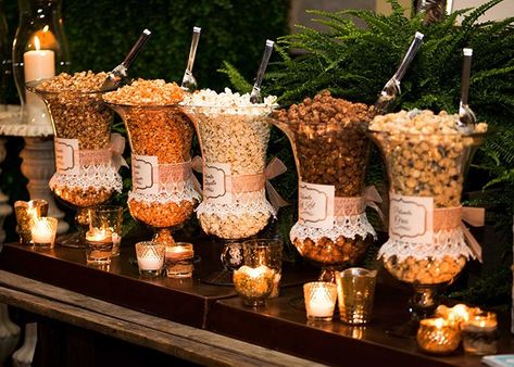 Wedding Late Night Snacks, Wedding Reception Snacks, Popcorn Station, Popcorn Wedding, Wedding Food Stations, Wedding Snacks, Rustic Wedding Seating, Wedding Food Drink, Rustic Wedding Ceremony