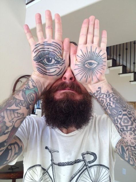 Hand Palm Tattoos, M Tattoos, Palm Tattoos, Flash Tattoo Designs, Eye Tattoo, Trendy Tattoos, Skin Art, Finger Tattoos, Get A Tattoo